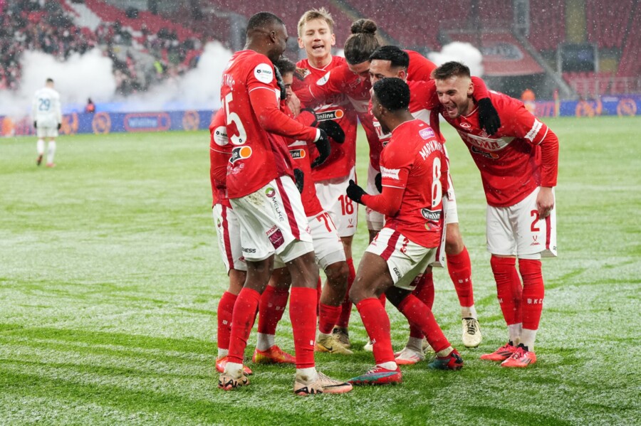 &laquo;Промеса будут освистывать, он уголовник&raquo;. Бубнов предостерег &laquo;Спартак&raquo; от страшной ошибки