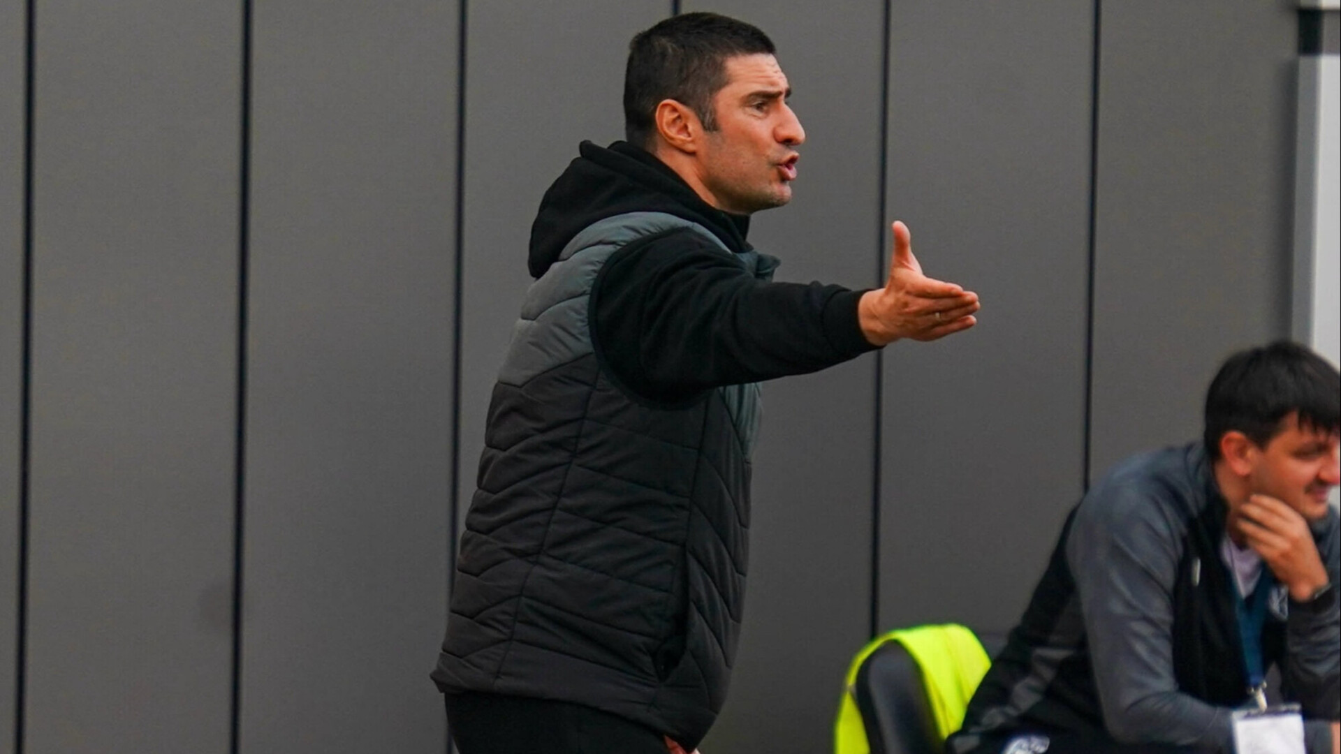 КДК оштрафовал тренера &laquo;Алании&raquo; Гогниева на 10 тысяч рублей за решение увести команду с поля в матче Второй лиги