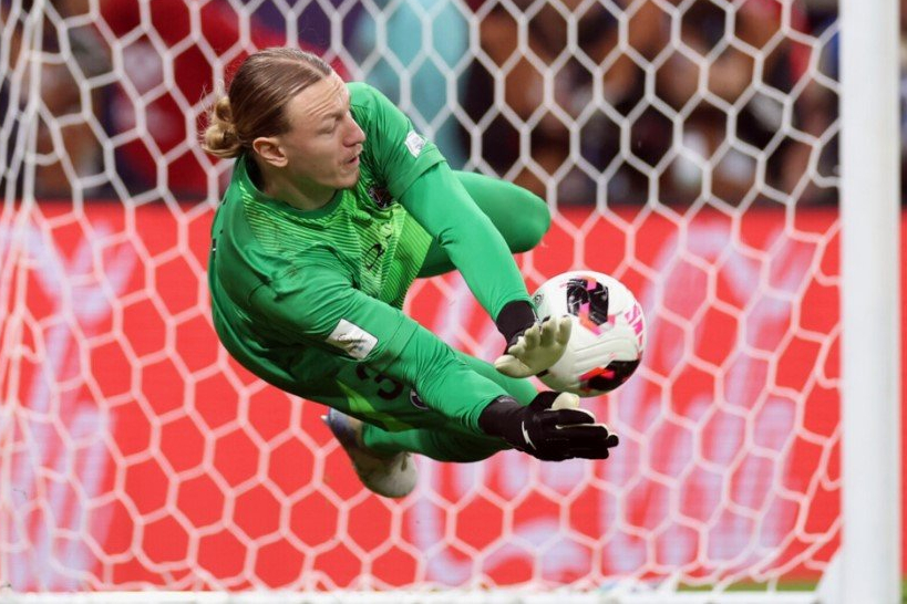 Сафонов установил рекорд турниров ФИФА