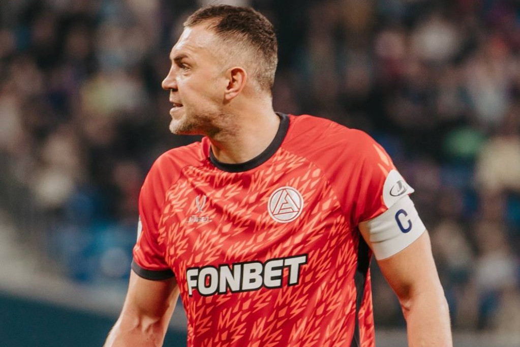 Дзюба считает абсурдным удаление игрока Акрона в матче с Зенитом