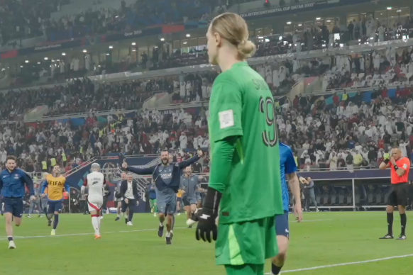 ПСЖ распродал все футболки Сафонова после победы в Межконтинентальном кубке