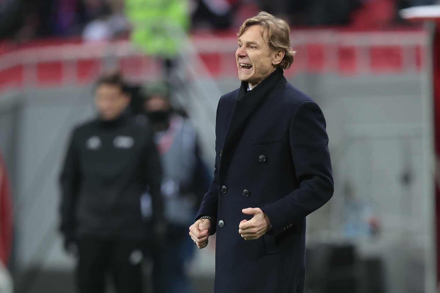 Сборная России опустилась на 33-е место в рейтинге ФИФА