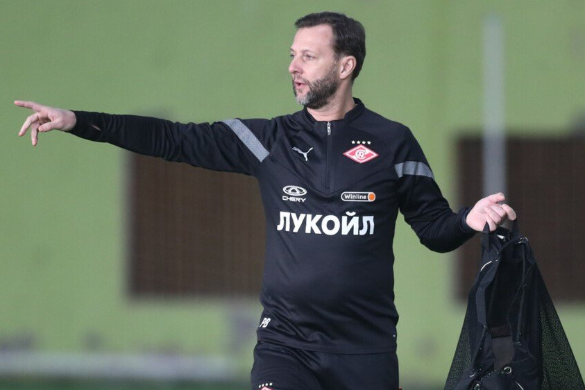 Смерть Симоняна стала большой утратой для Спартака &mdash; Романов