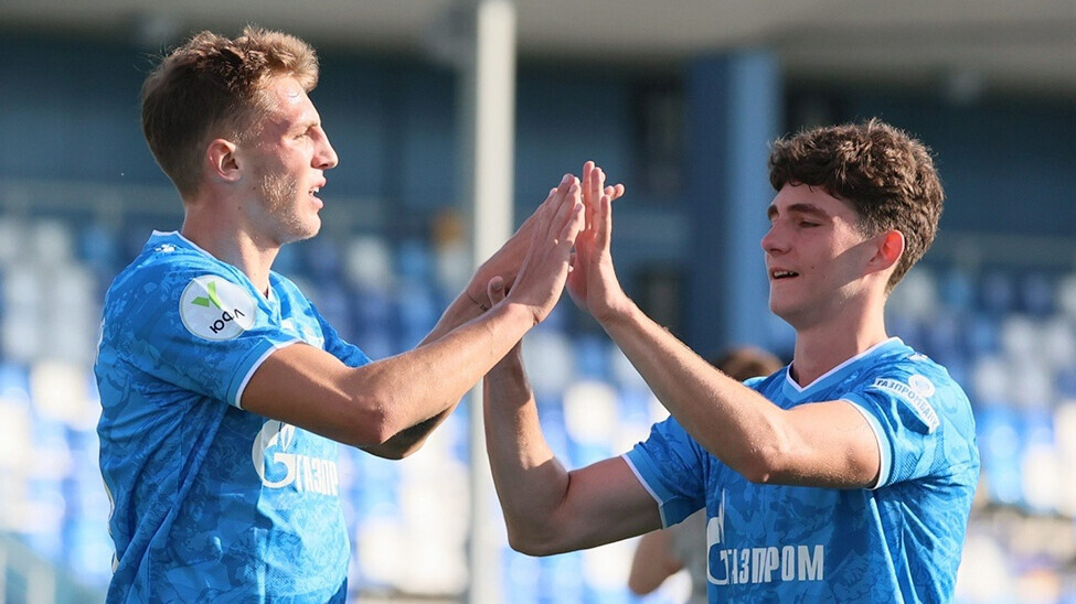 «Зенит» разгромил «Краснодар» с разницей в пять мячей в матче Молодежной футбольной лиги «Зенит» разгромил «Краснодар» с разницей в пять мячей в матче Молодежной футбольной лиги