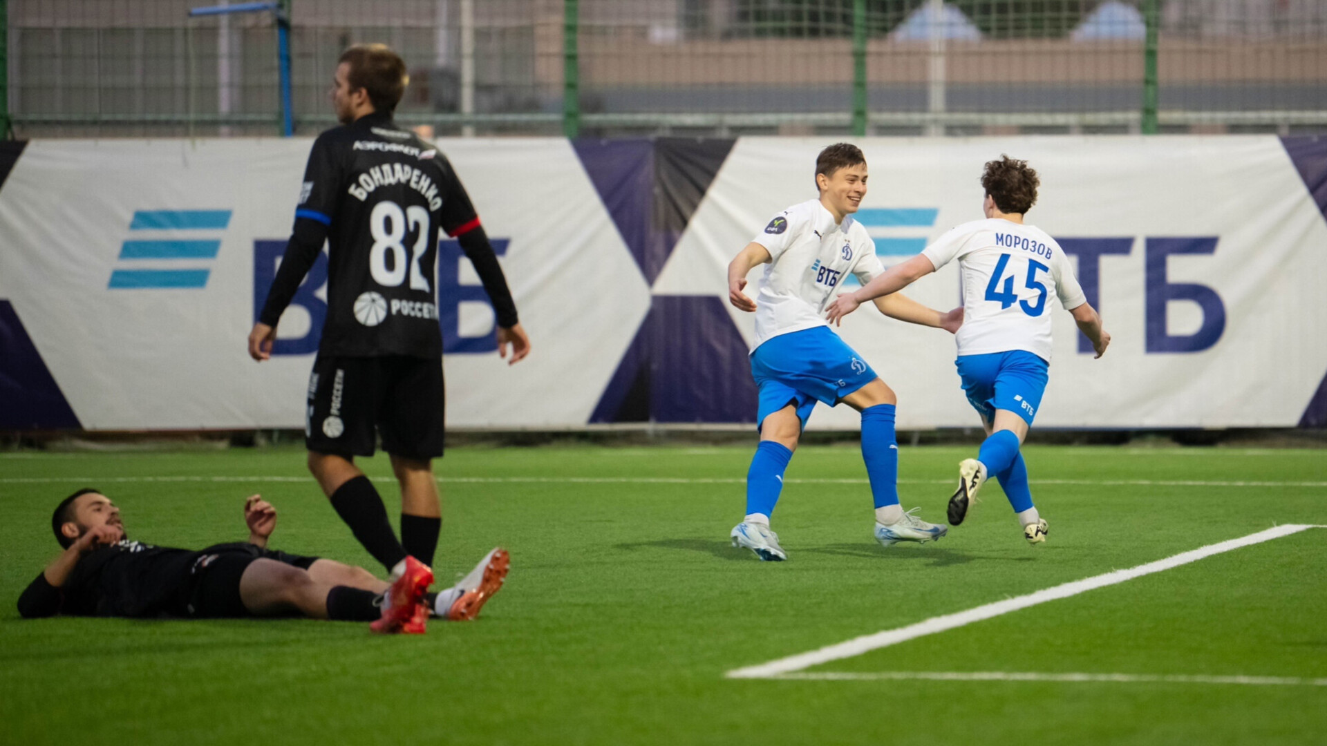 &laquo;Динамо&raquo; обыграло ЦСКА в матче Молодежной футбольной лиги