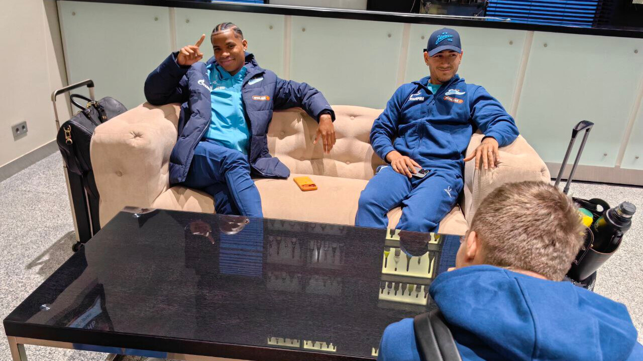 Футболисты &laquo;Зенита&raquo; отправились на первый сбор в Катар