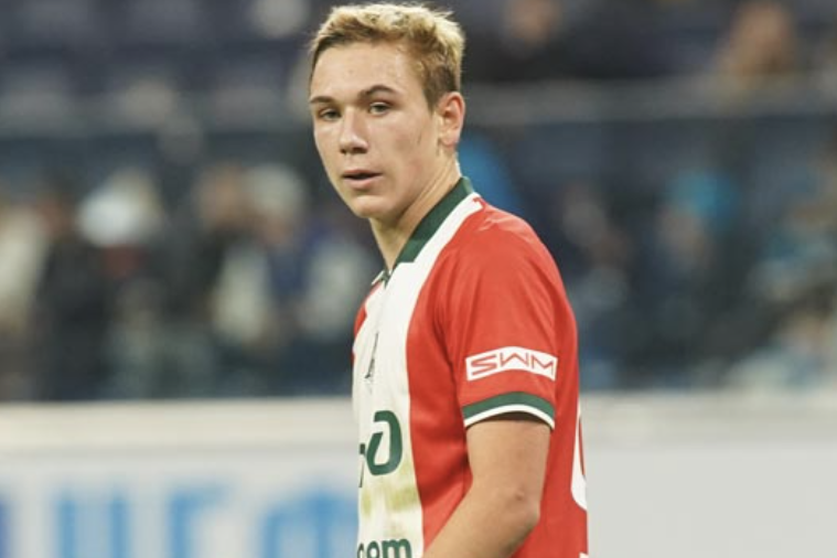 Батраков признан лучшим игроком 2025 года по версии еженедельника Футбол