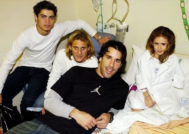 Скандалист, семьянин и любитель лыж. Подружился с Бекхэмом и разругался с Роналду