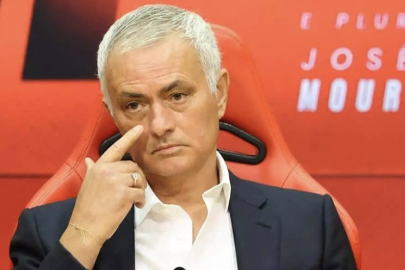 Президент Реала хочет назначить Моуриньо на пост главного тренера