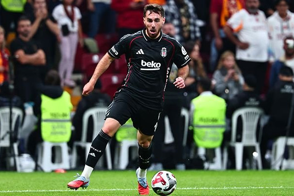 Зенит хочет приобрести капитана Бешикташа &mdash; газета